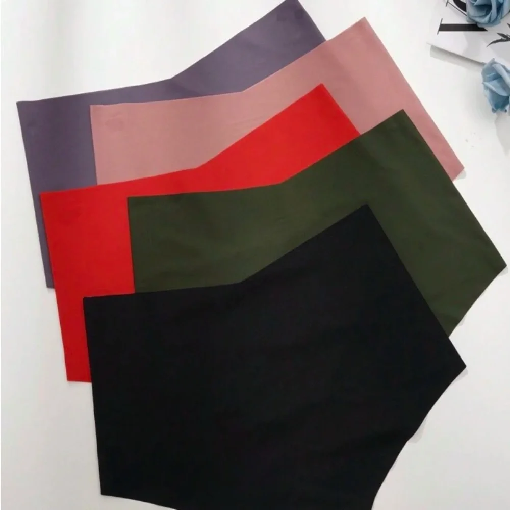 NWOT- Seamless Panties Set of 4- Black, Green, Purple, Pink(red not included)